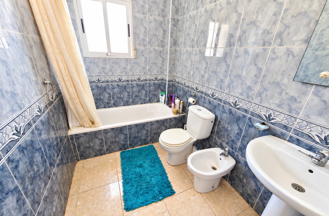 Wiederverkauf - Villa - La Zenia - Costa Blanca