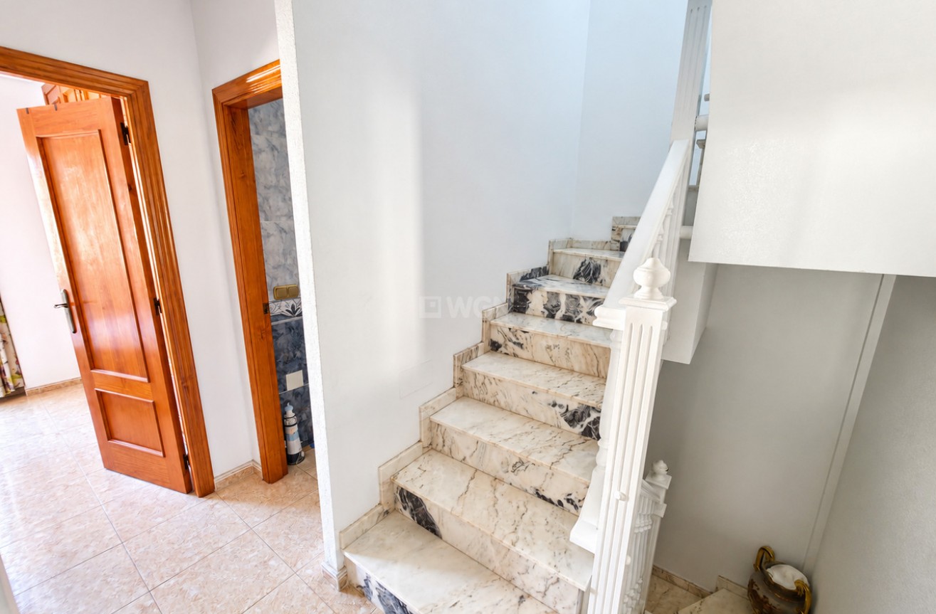 Wiederverkauf - Villa - La Zenia - Costa Blanca