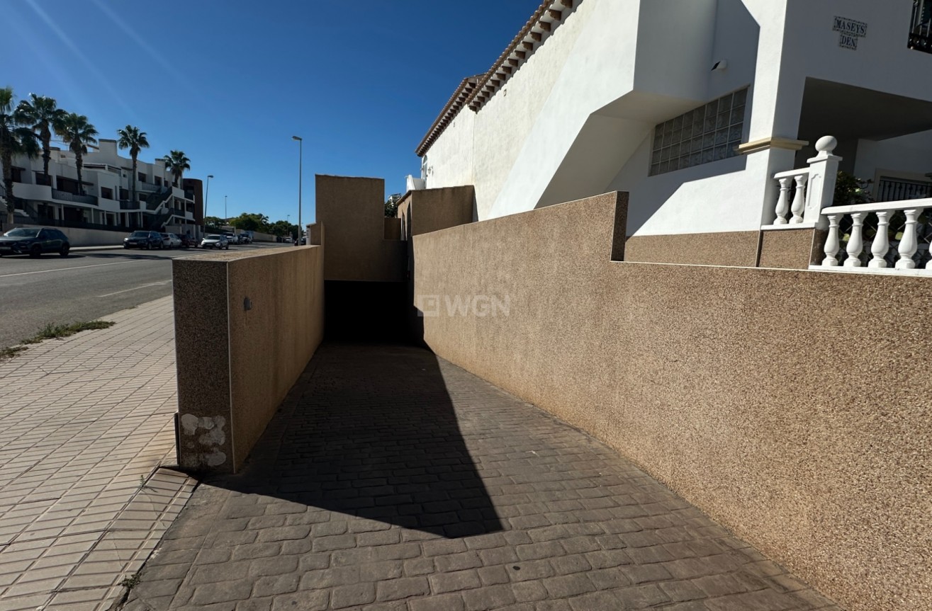 Wiederverkauf - Bungalow - Punta Prima - Costa Blanca