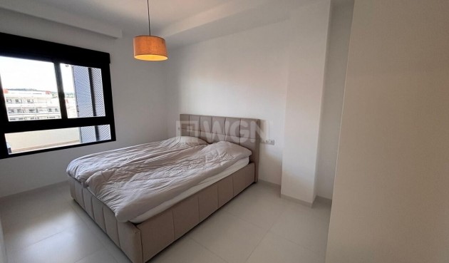 Reventa - Apartamento / piso - San Miguel de Salinas - Costa Blanca