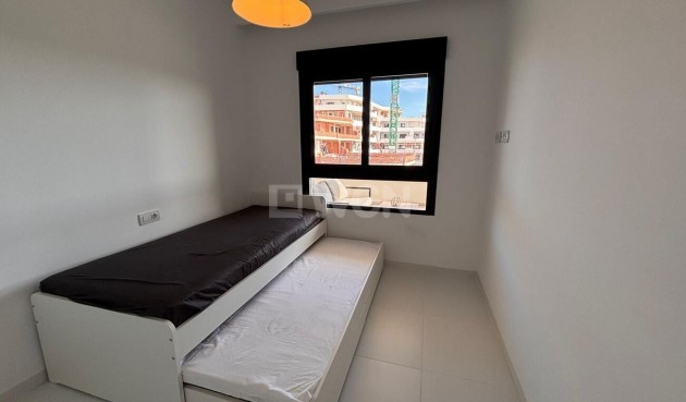 Reventa - Apartamento / piso - San Miguel de Salinas - Costa Blanca