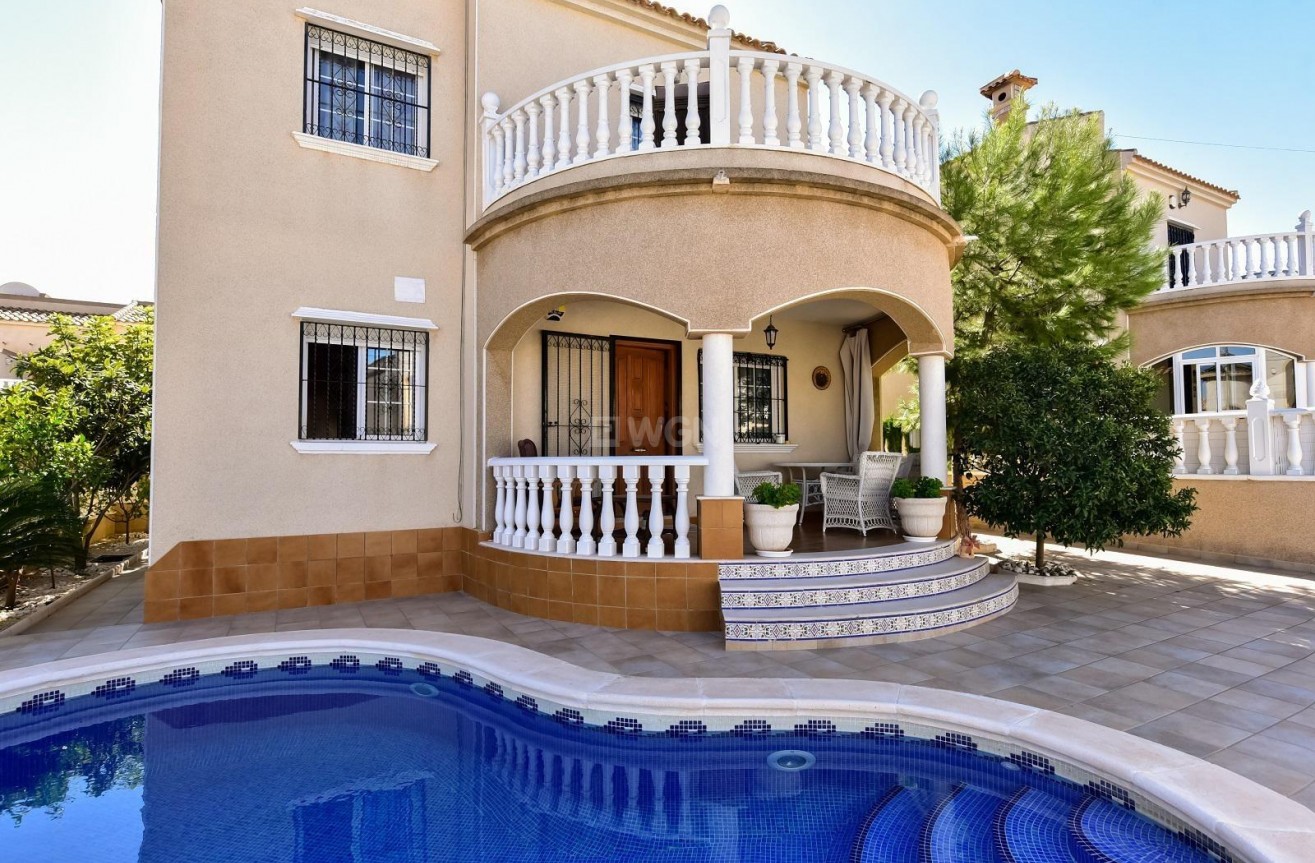 Resale - Apartment / flat - Orihuela Costa - Las Filipinas