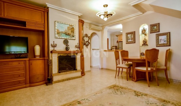 Resale - Apartment / flat - Orihuela Costa - Las Filipinas
