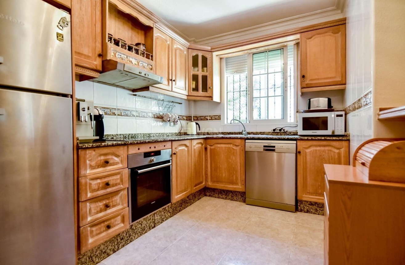 Resale - Apartment / flat - Orihuela Costa - Las Filipinas