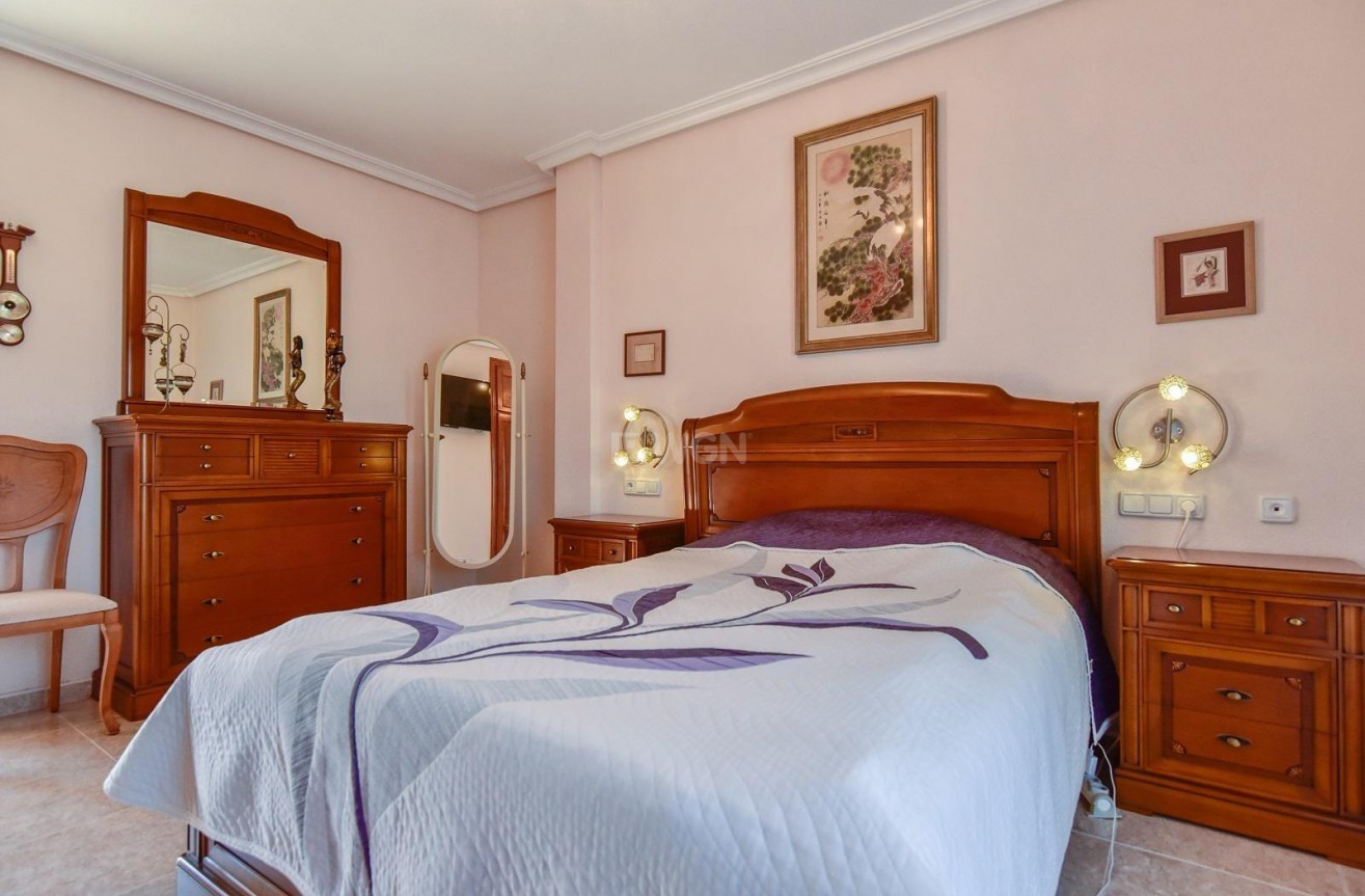 Resale - Apartment / flat - Orihuela Costa - Las Filipinas