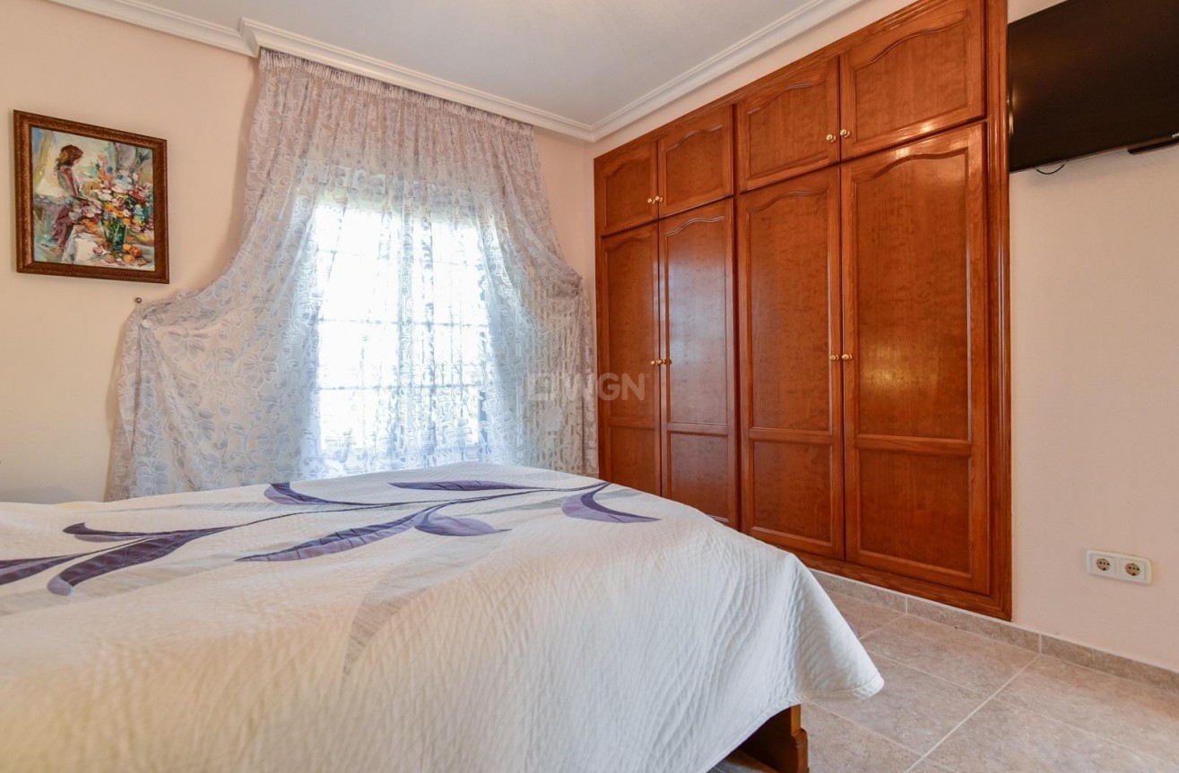 Resale - Apartment / flat - Orihuela Costa - Las Filipinas
