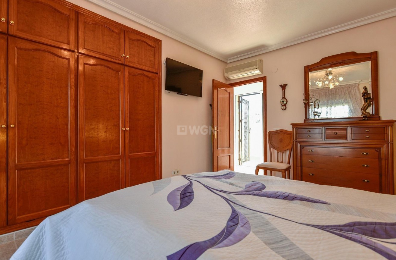 Resale - Apartment / flat - Orihuela Costa - Las Filipinas