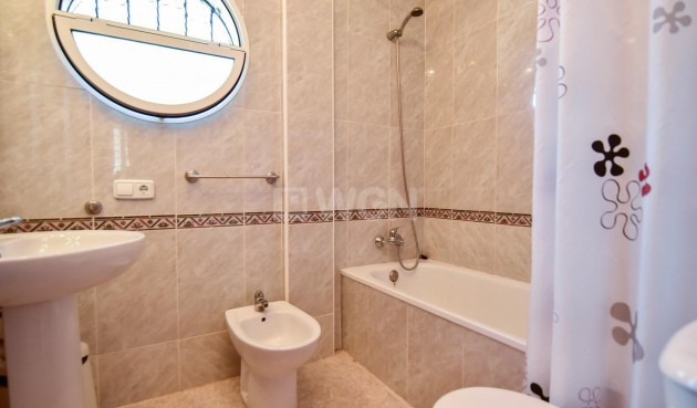 Resale - Apartment / flat - Orihuela Costa - Las Filipinas