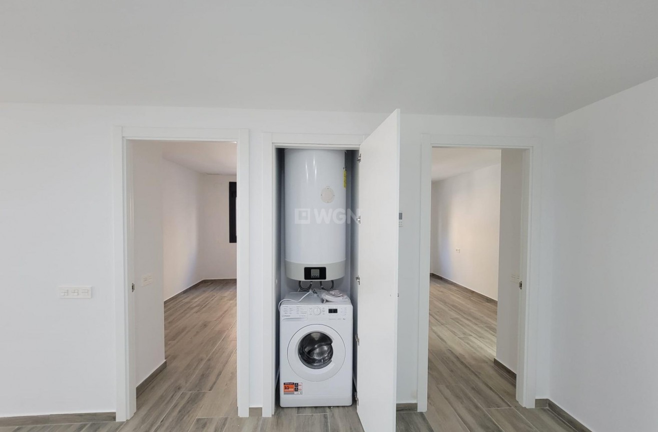 Resale - Apartment / flat - Torrevieja - Playa del Cura