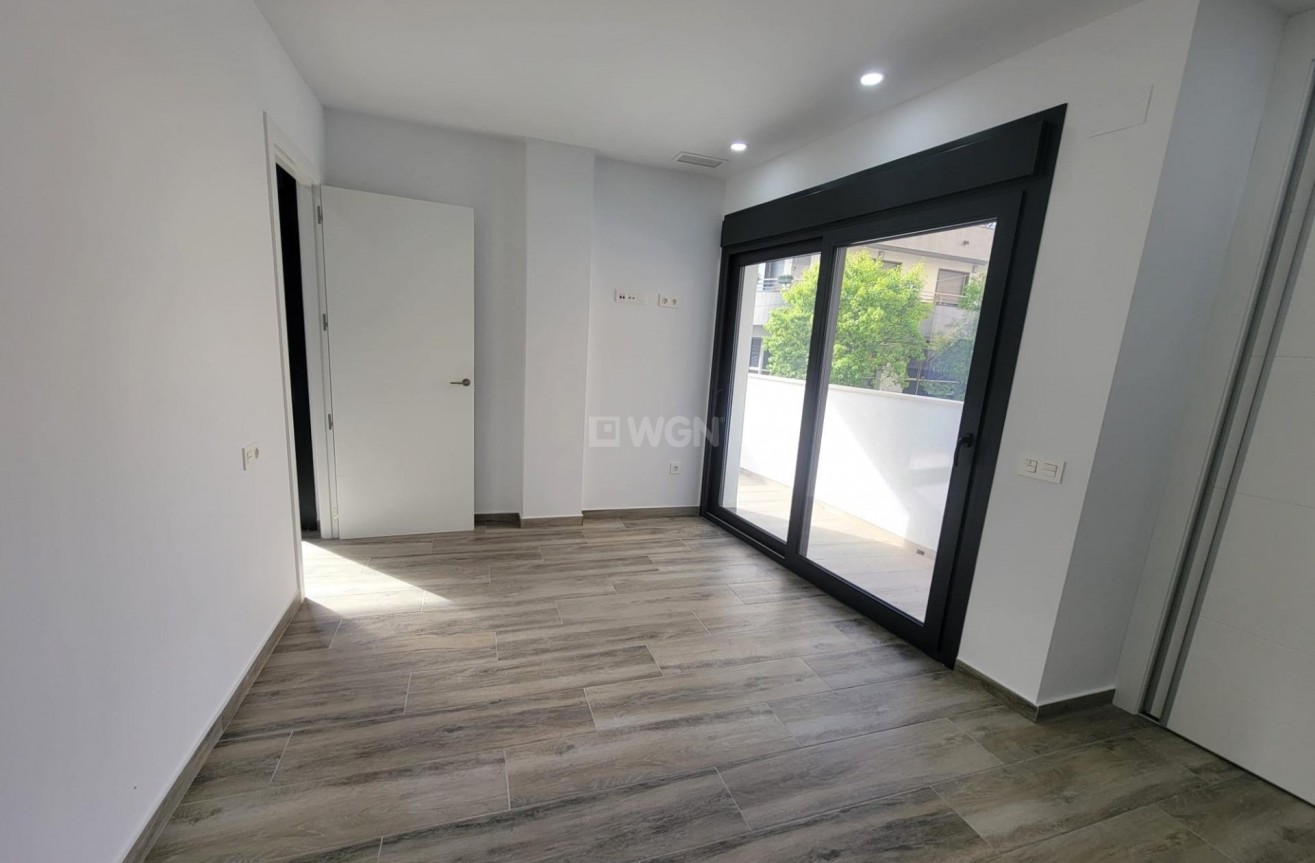Resale - Apartment / flat - Torrevieja - Playa del Cura