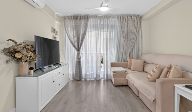 Resale - Apartment / flat - Torrevieja - Costa Blanca