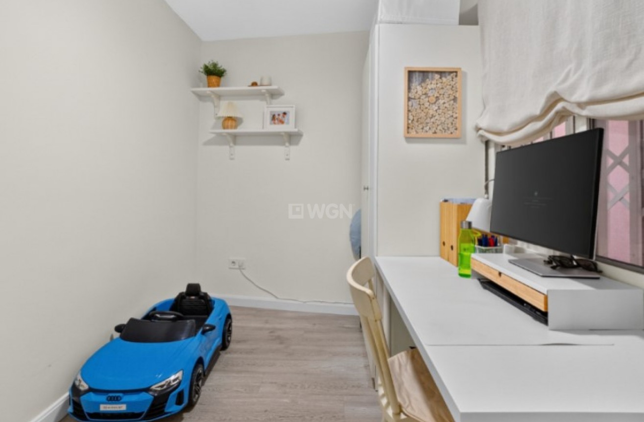 Resale - Apartment / flat - Torrevieja - Costa Blanca