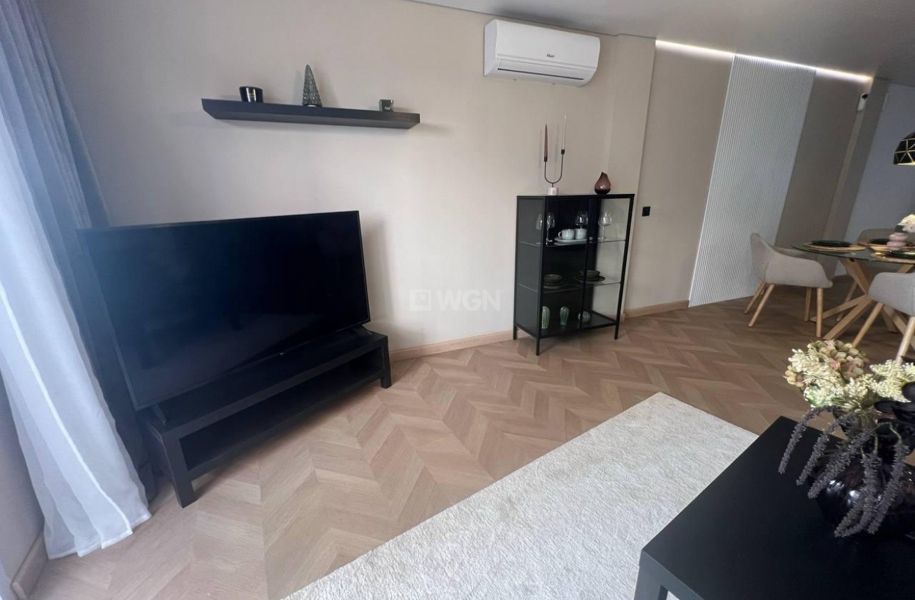 Resale - Apartment / flat - Torrevieja - Estacion De Autobuses