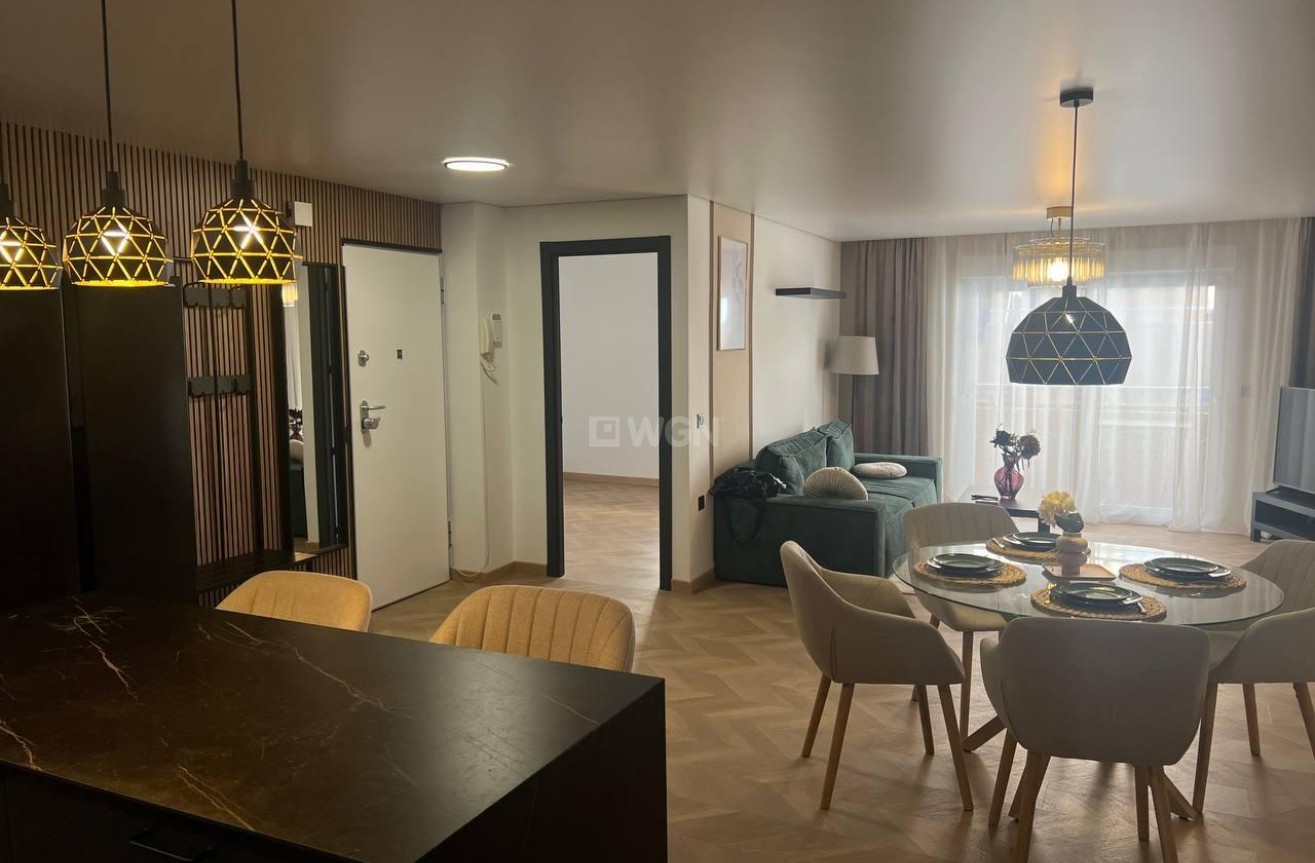 Resale - Apartment / flat - Torrevieja - Estacion De Autobuses
