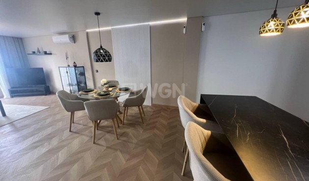 Resale - Apartment / flat - Torrevieja - Estacion De Autobuses