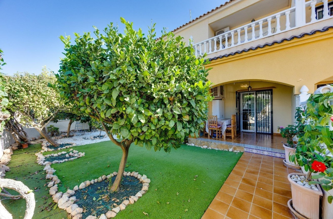 Wiederverkauf - Villa - Orihuela Costa - Lomas de Cabo Roig
