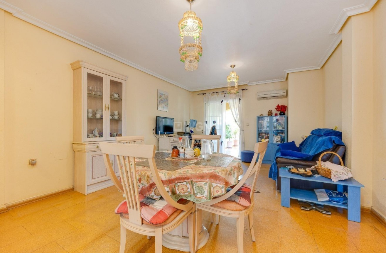Wiederverkauf - Villa - Orihuela Costa - Lomas de Cabo Roig