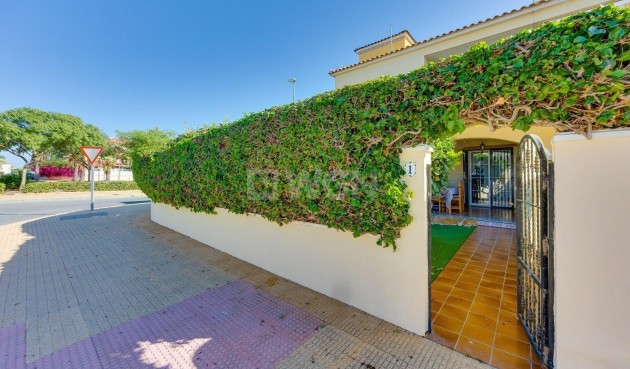 Wiederverkauf - Villa - Orihuela Costa - Lomas de Cabo Roig