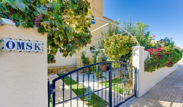 Wiederverkauf - Villa - Orihuela Costa - Lomas de Cabo Roig