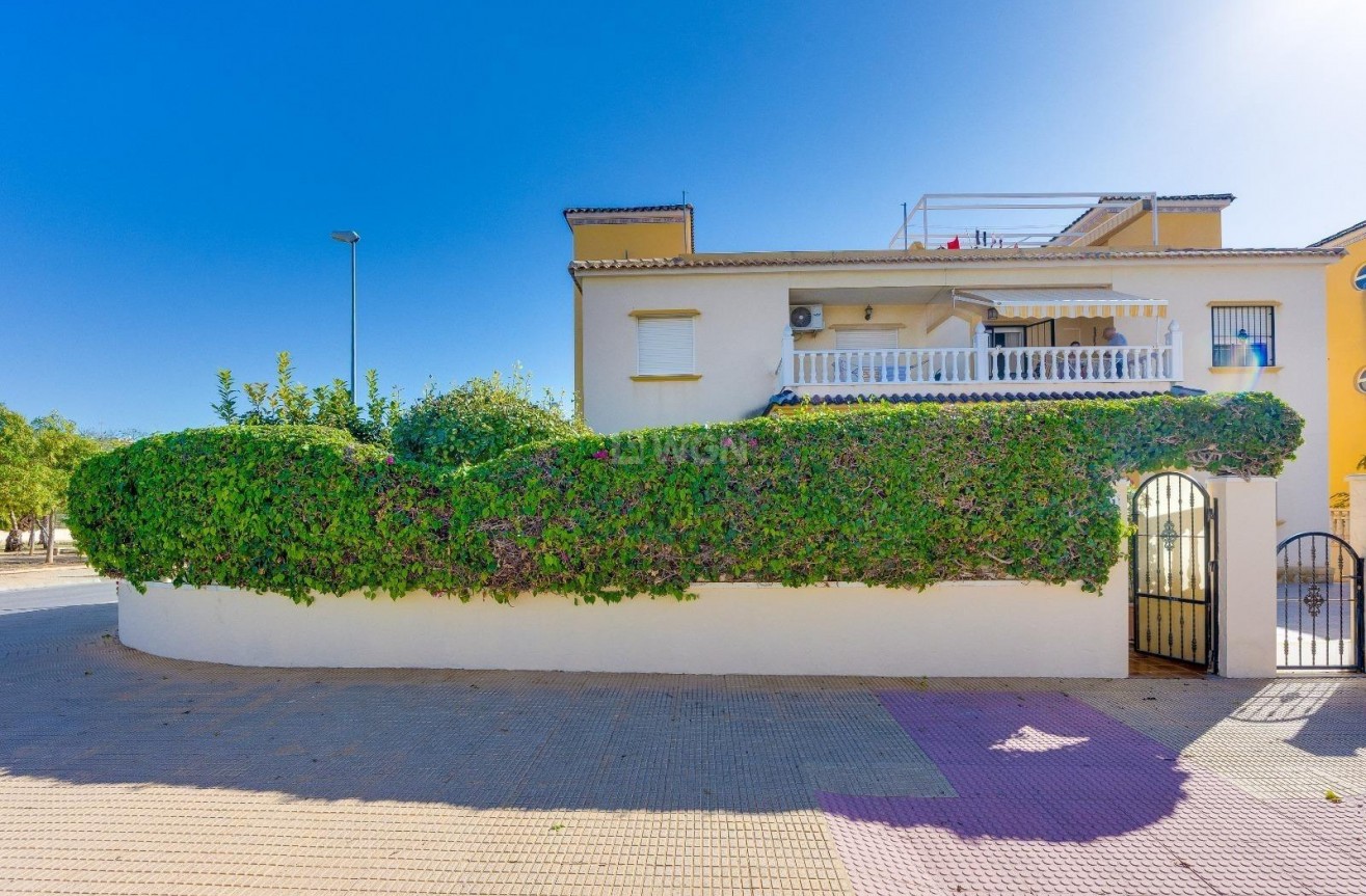 Wiederverkauf - Villa - Orihuela Costa - Lomas de Cabo Roig