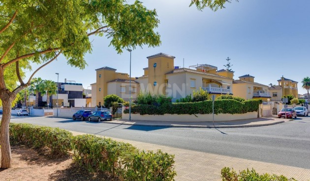 Wiederverkauf - Villa - Orihuela Costa - Lomas de Cabo Roig