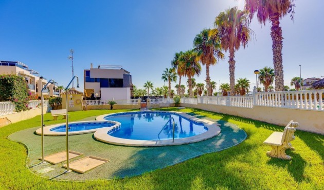 Wiederverkauf - Villa - Orihuela Costa - Lomas de Cabo Roig