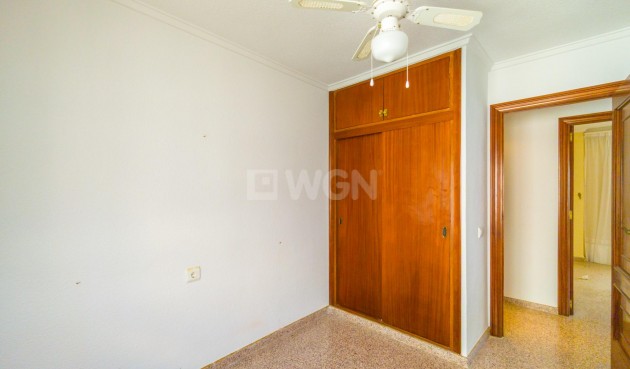 Resale - Apartment / flat - Torrevieja - La Mata Pueblo