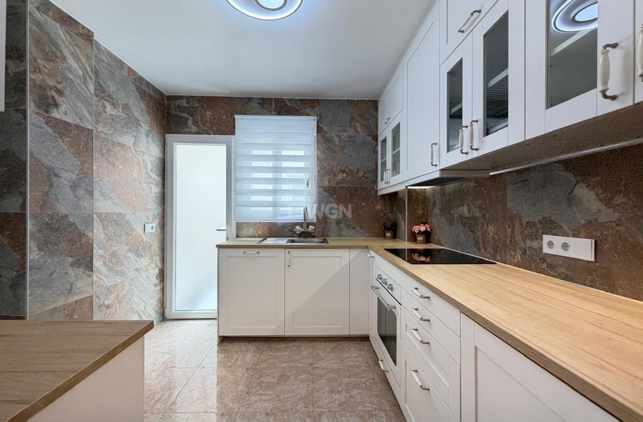 Reventa - Apartamento / piso - Torrevieja