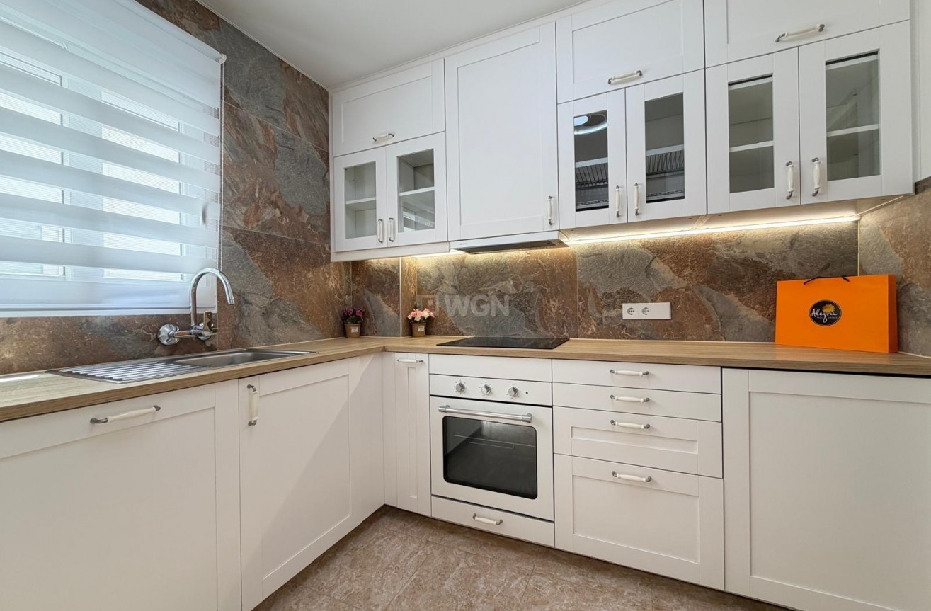 Reventa - Apartamento / piso - Torrevieja