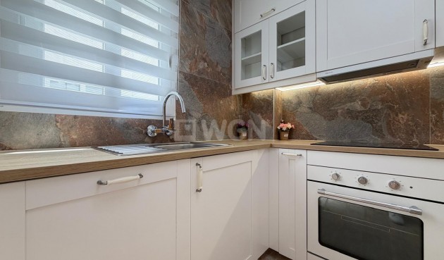 Reventa - Apartamento / piso - Torrevieja