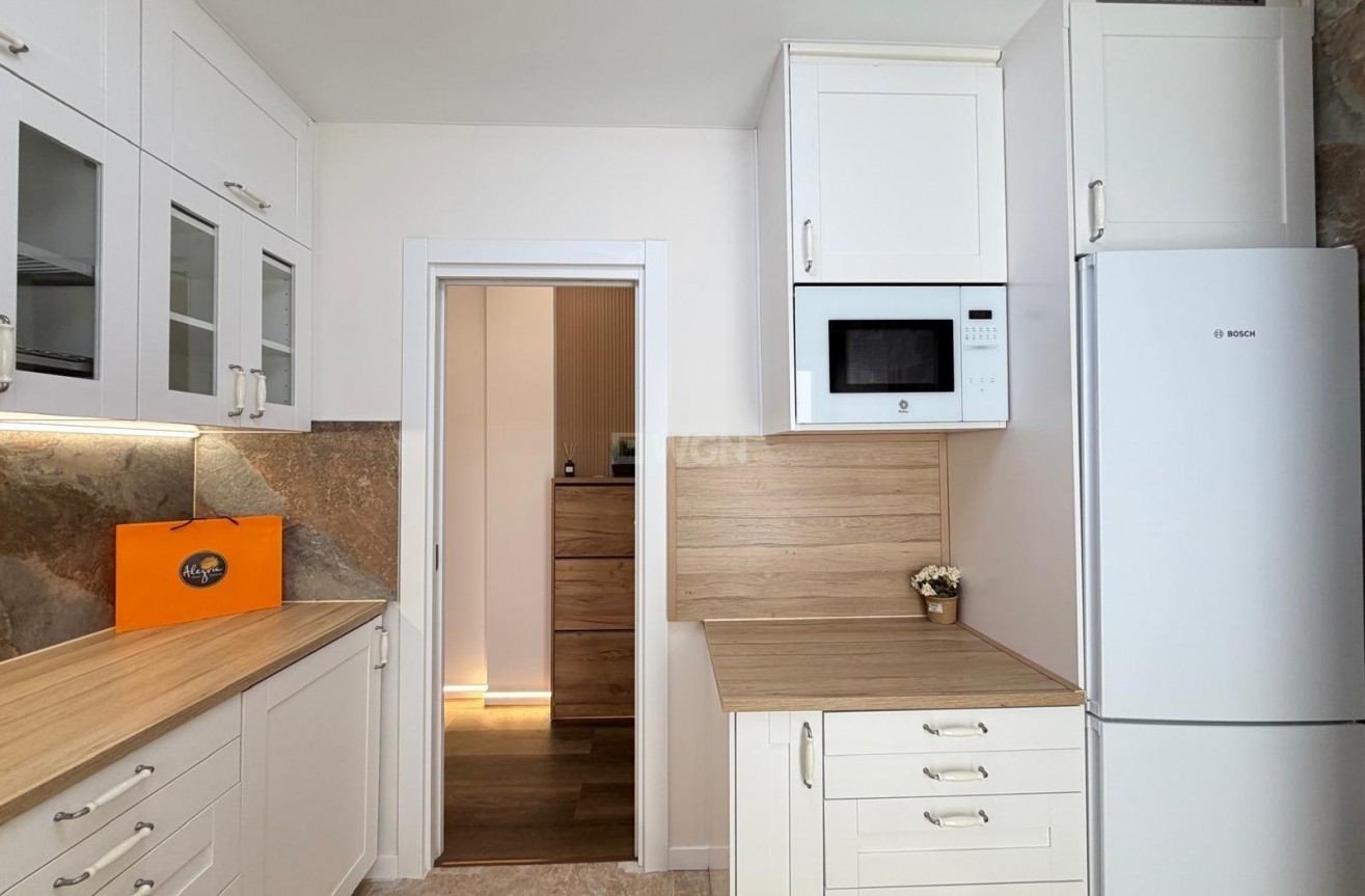 Reventa - Apartamento / piso - Torrevieja
