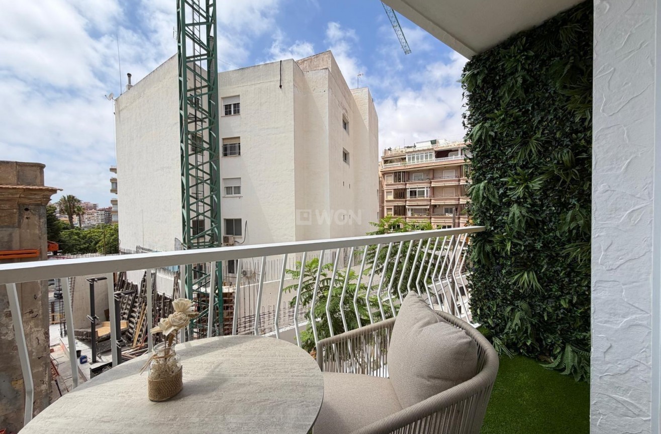 Reventa - Apartamento / piso - Torrevieja