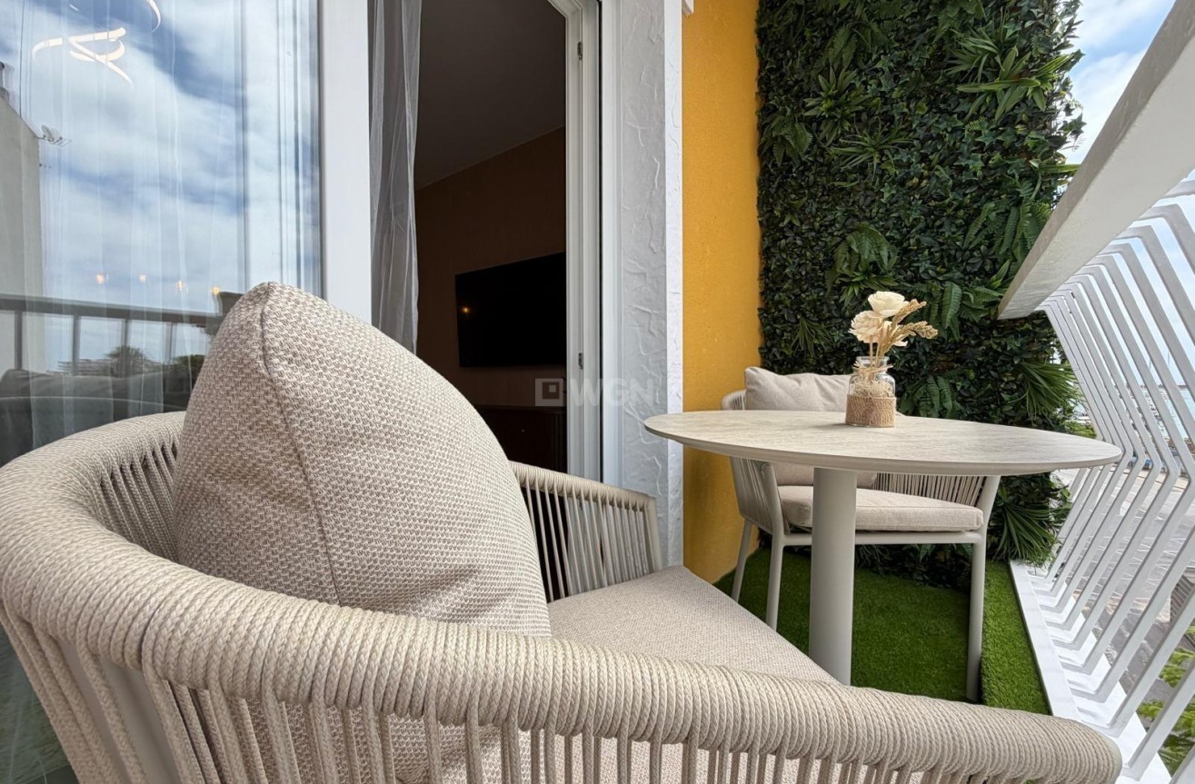 Reventa - Apartamento / piso - Torrevieja