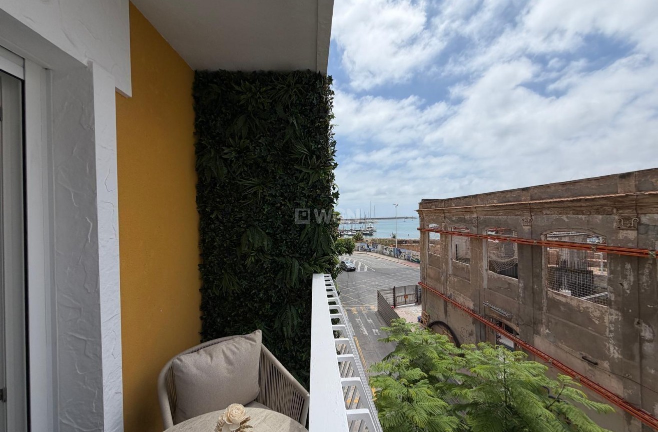 Reventa - Apartamento / piso - Torrevieja