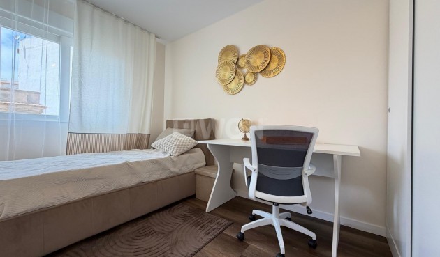 Reventa - Apartamento / piso - Torrevieja