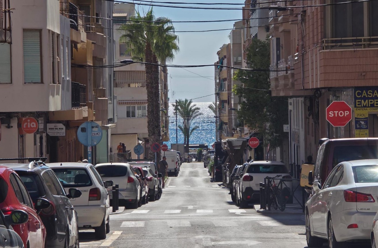 Wiederverkauf - Wohnung - Torrevieja - Playa del Cura