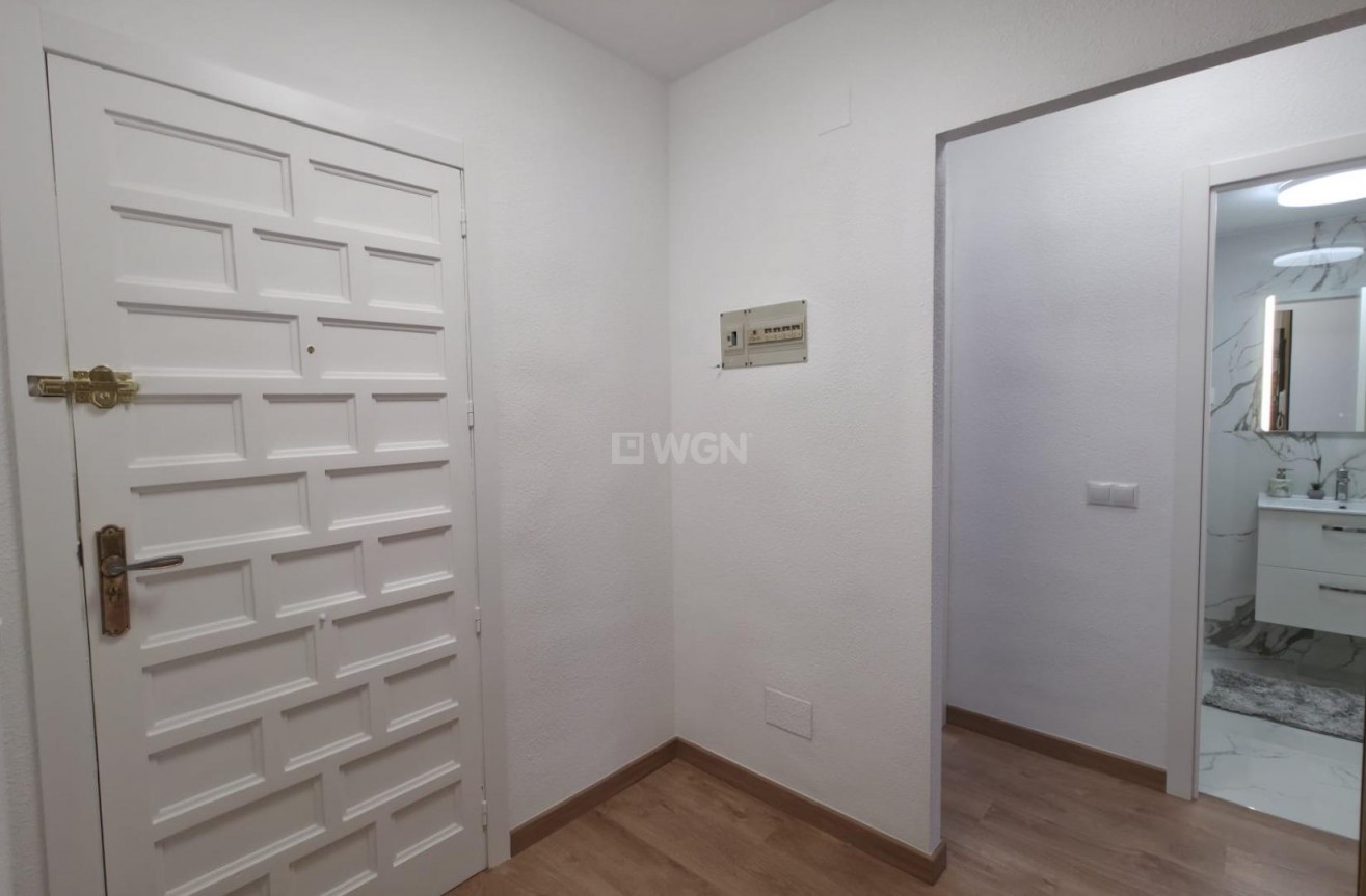 Wiederverkauf - Wohnung - Torrevieja - Playa del Cura