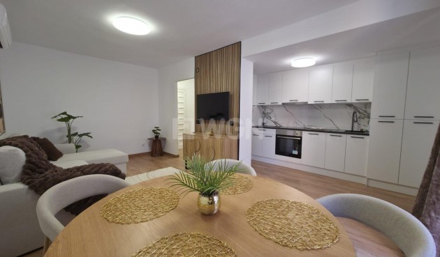 Wiederverkauf - Wohnung - Torrevieja - Playa del Cura