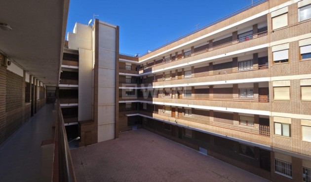Wiederverkauf - Wohnung - Torrevieja - Playa del Cura