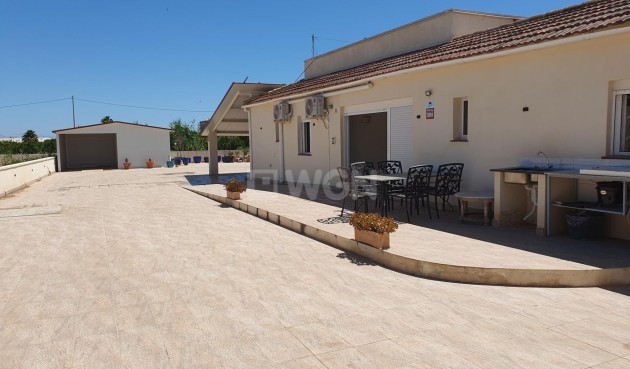 Wiederverkauf - Villa - Dolores - Comunidad Valenciana