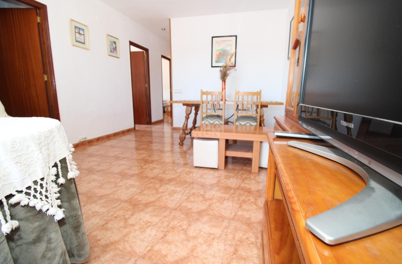 Odsprzedaż - Mieszkanie w bloku - Santiago de la ribera - 200 m del mar