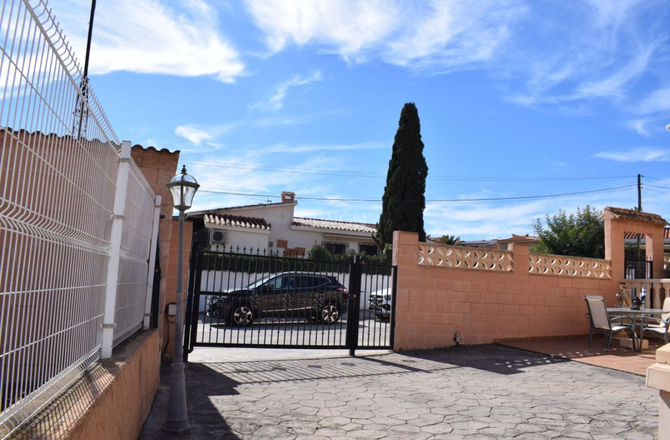 Resale - Bungalow - La Nucía - Costa Blanca