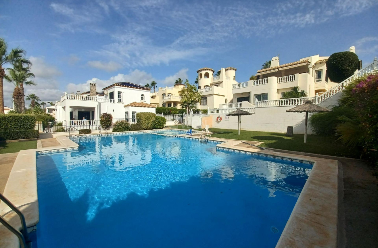 Resale - Villa - Orihuela Costa - Lomas de Cabo Roig