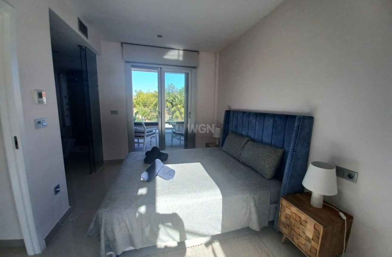 Reventa - Villa - Orihuela Costa - Las Filipinas