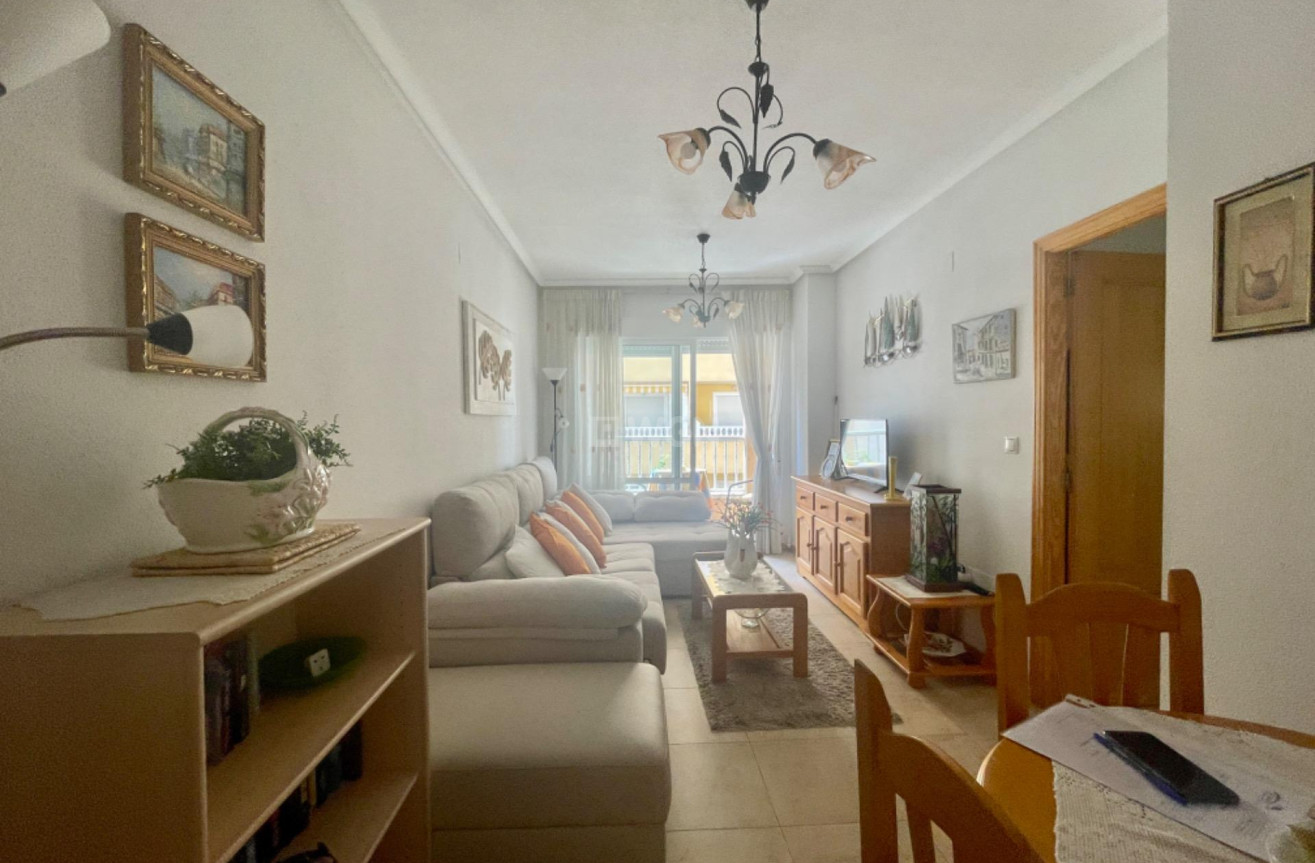 Resale - Apartment / flat - Torrevieja - Centro