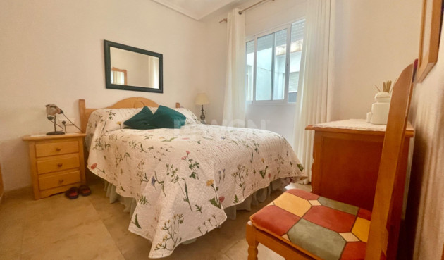 Resale - Apartment / flat - Torrevieja - Centro