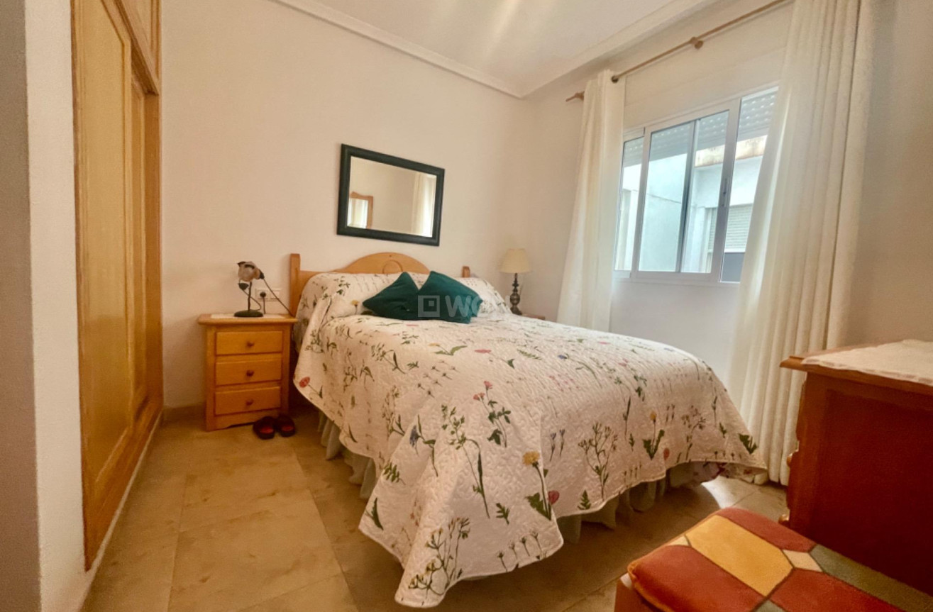 Resale - Apartment / flat - Torrevieja - Centro