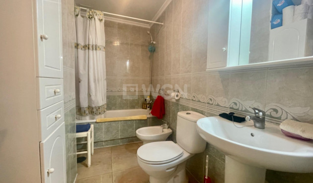 Resale - Apartment / flat - Torrevieja - Centro