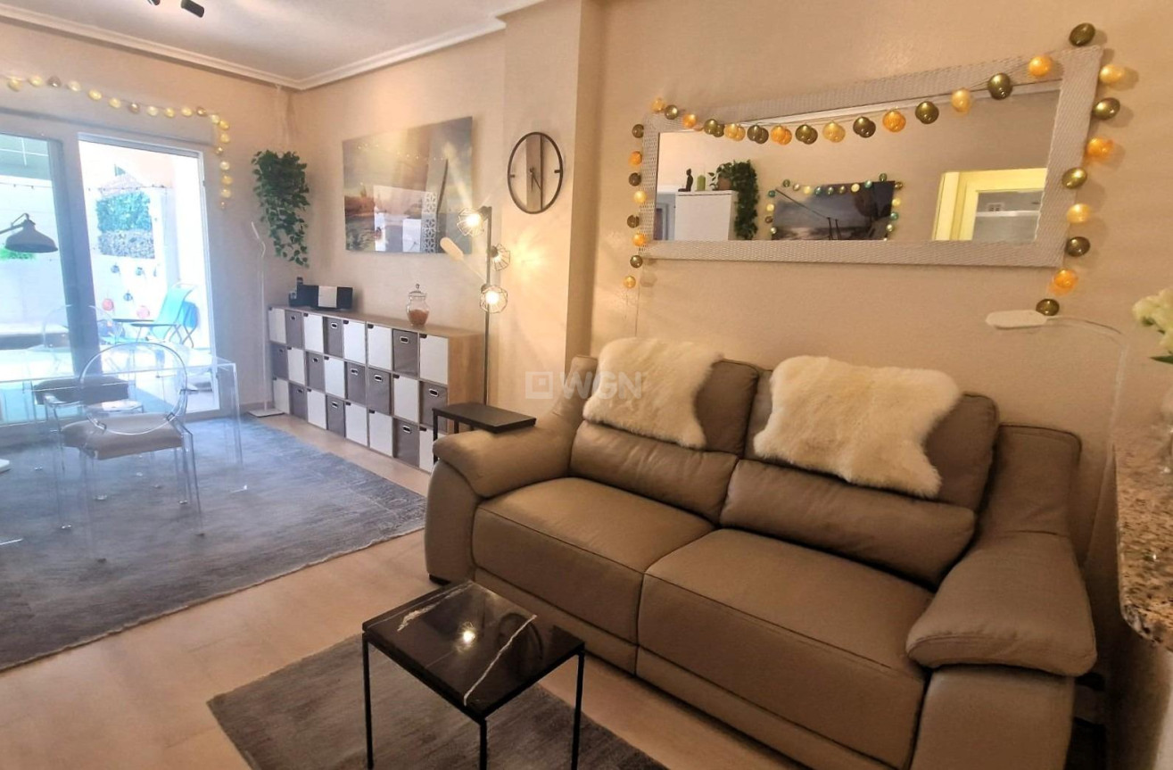 Resale - Apartment / flat - Torrevieja - Torreblanca