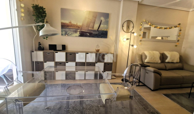 Resale - Apartment / flat - Torrevieja - Torreblanca